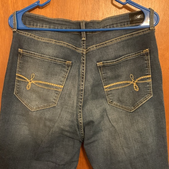 High rise jegging jeans - Picture 5 of 7